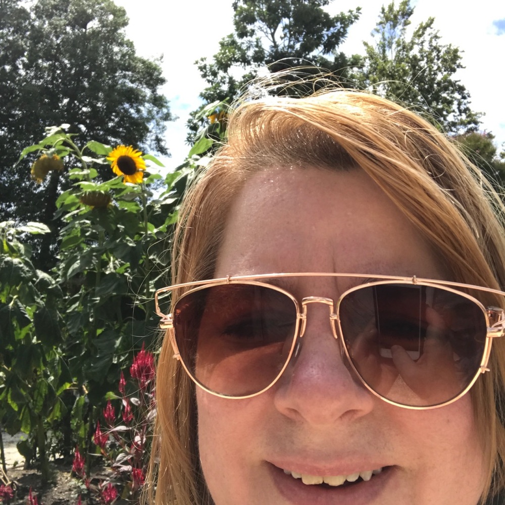 Meet your Posher, Stephanie